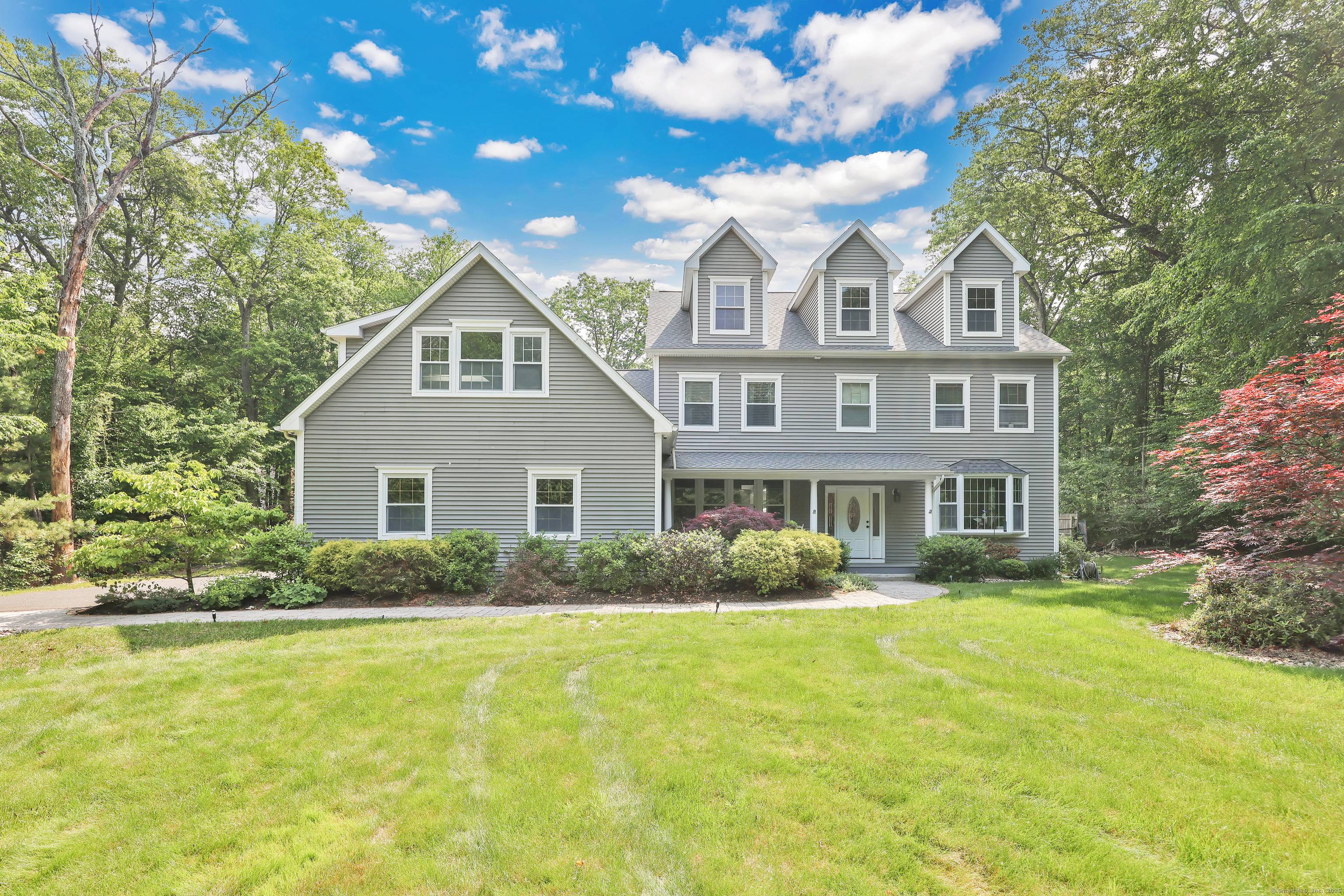 This exceptional residence, built in 2006 and boasting over 4, 000 sq.