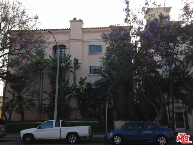 1818 Greenfield Ave 20BR La