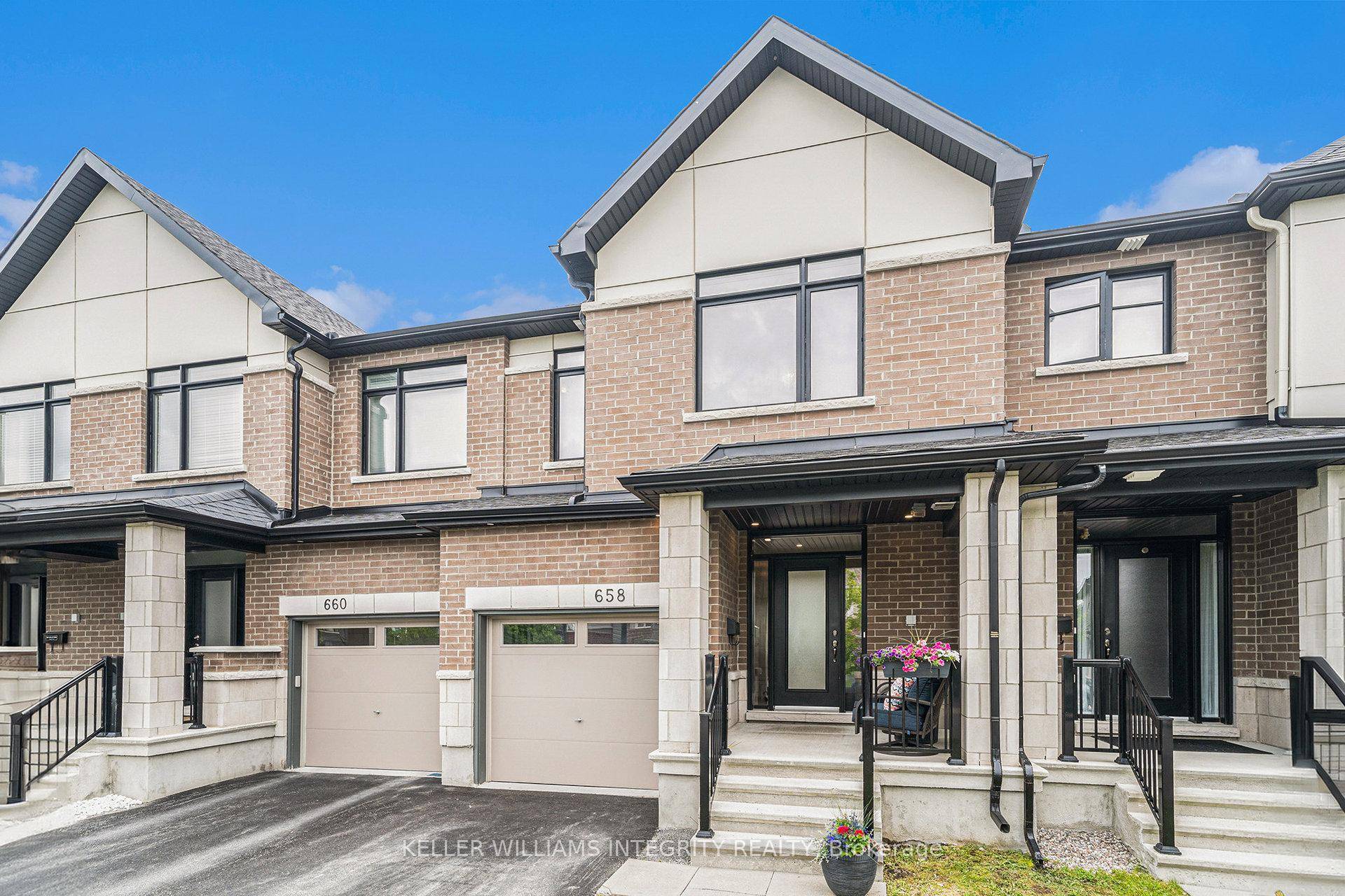 If you're searching for an urban oasis, your hunt ends here !