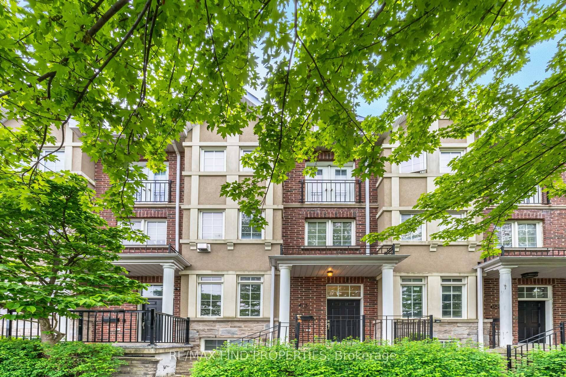 Stunning freehold townhouse for lease in a prime Mimico location This is move in ready for the right tenant s.