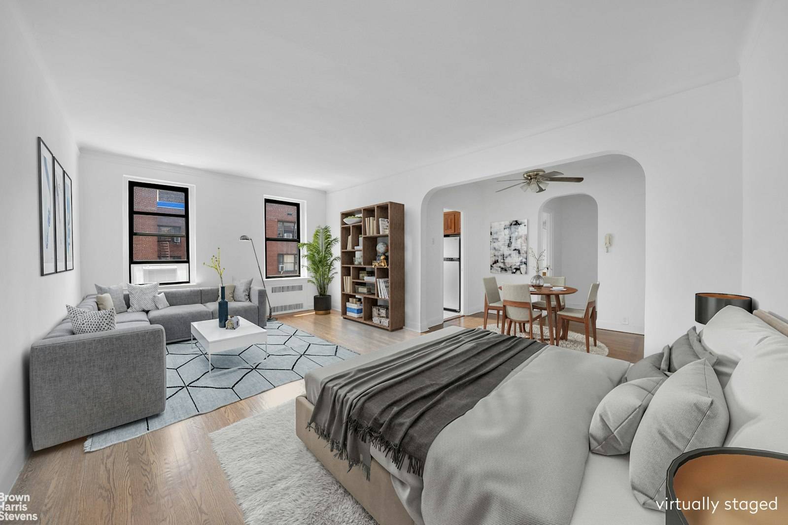 NEW PRICE ! EXTRA LARGE STUDIO !