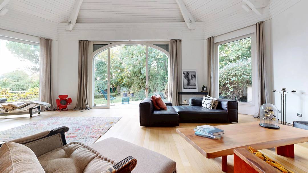 Maison contemporaine - 5 chambres - Piscine -  Jardin