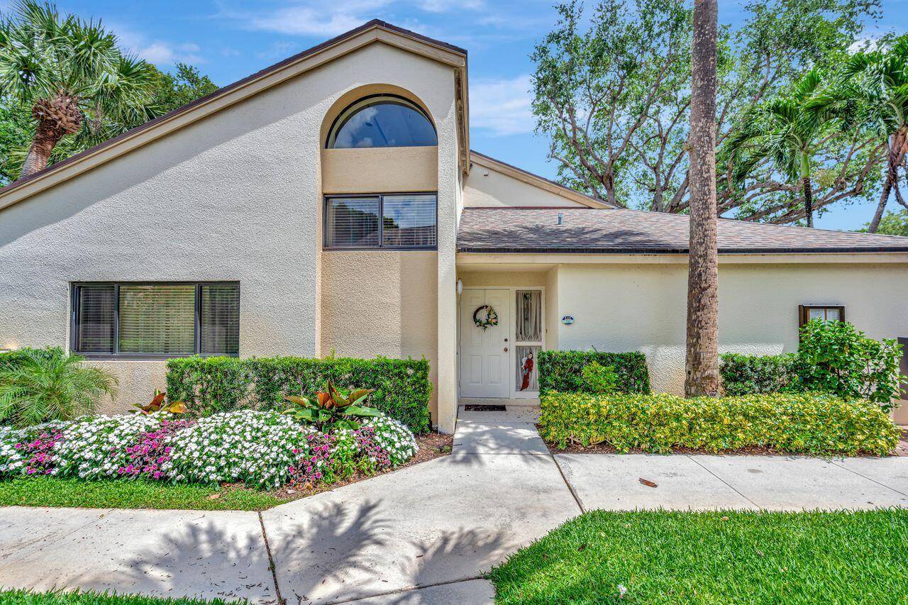 This charming corner unit condo offers a unique and spacious townhome style layout, perfect for privacy.