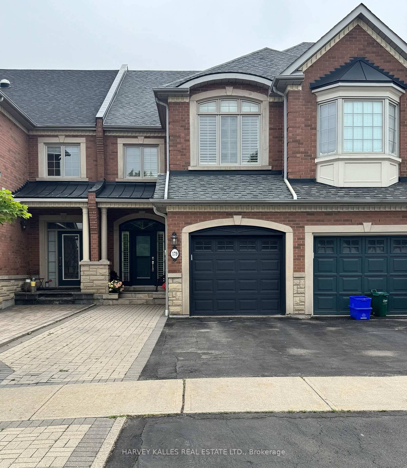 Welcome to this beautifully maintained 3 bedroom family townhome with a finished basement, perfectly nestled in one of Thornhill's most desirable neighbourhoods.