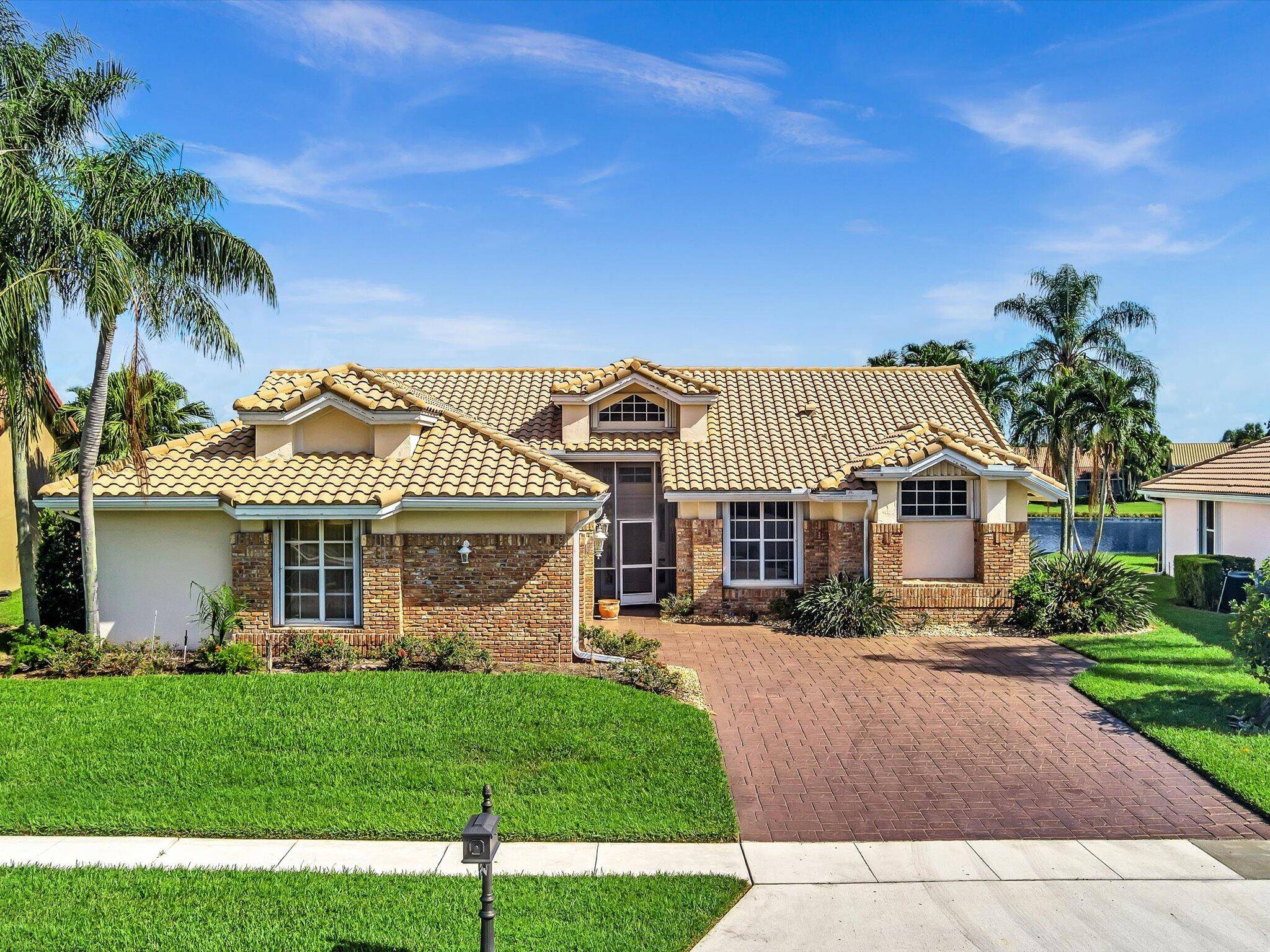 Discover the perfect blend of luxury and convenience in this spacious 3 bedroom, 3 bathroom home located in the sought after Aberdeen Country Club.