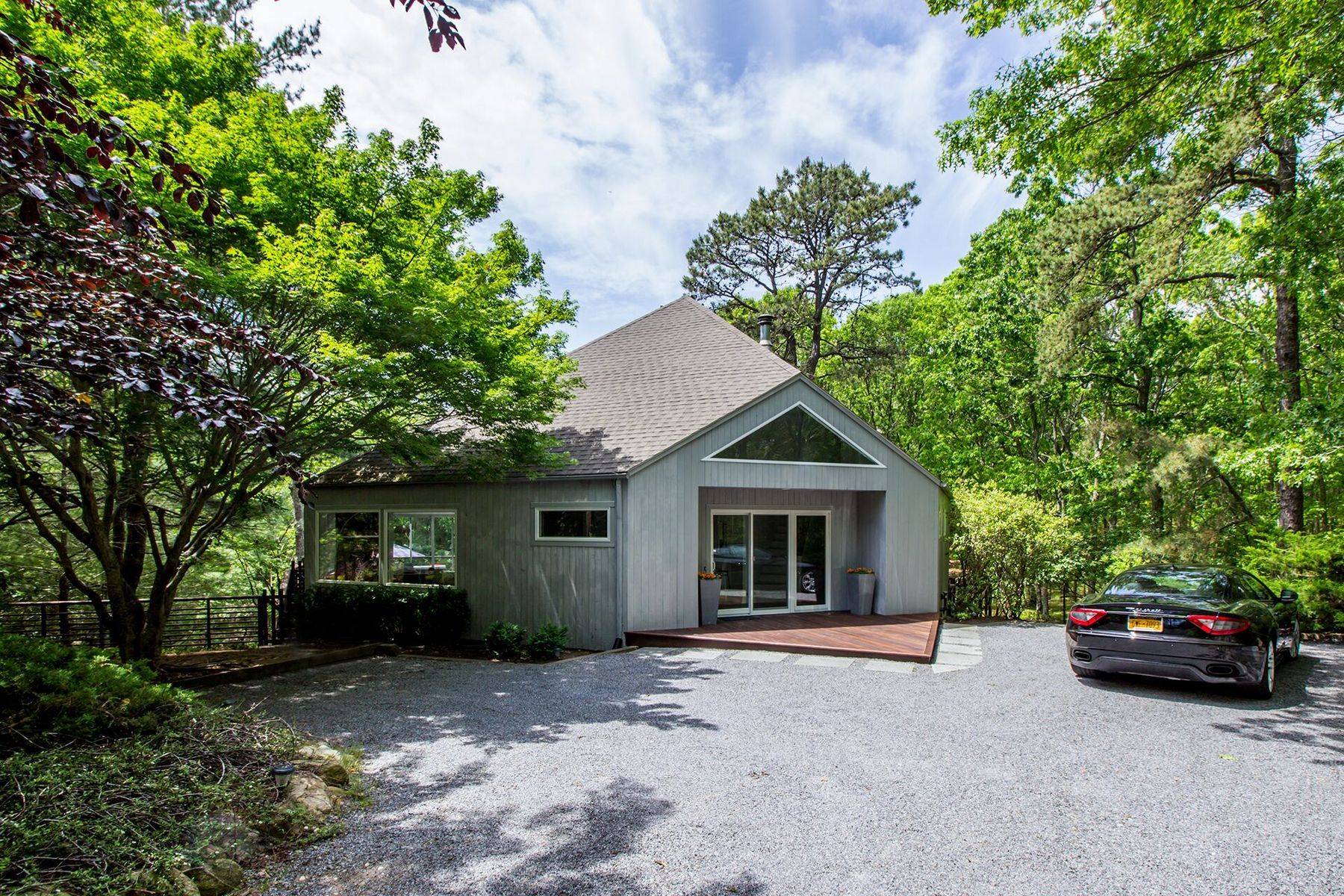 August Retreat in Wainscott