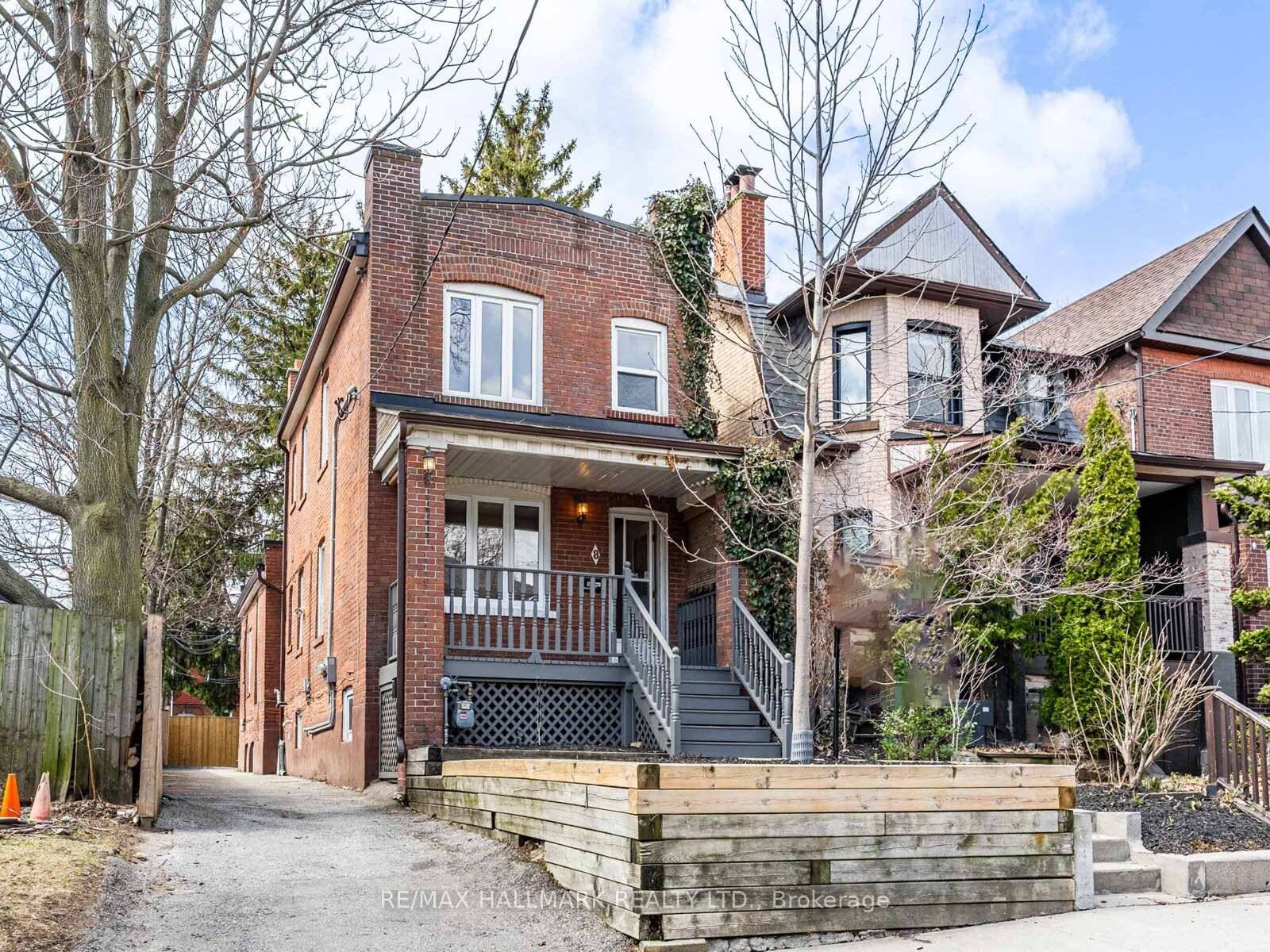 This stunning property in the heart of Leslieville offers 3 vacant self contained units, making it a dream opportunity for both investors and homeowners.