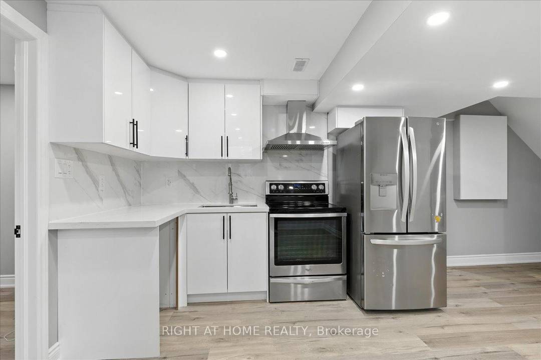 Welcome to this newly finished legal basement apartment located in the desirable Forest Heights neighbourhood, directly across from Westheights Public School.