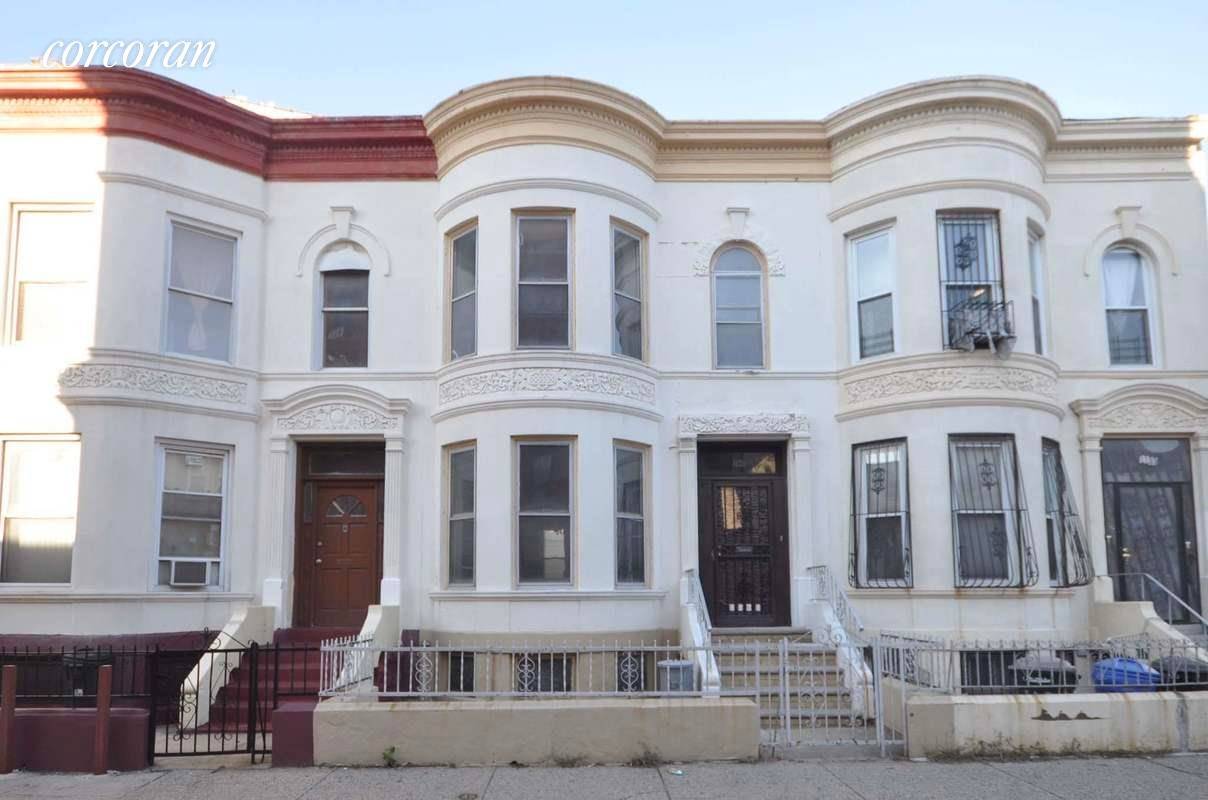 Limestone Townhouse at 1131 Lincoln Place, just north of Eastern Parkway between Albany and Troy Avenues.