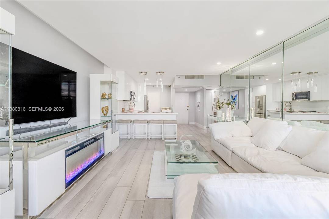 Experience South Beach living at its finest in this beautifully renovated, fully furnished condo at the iconic Decoplage, situated where Lincoln Road meets the ocean.