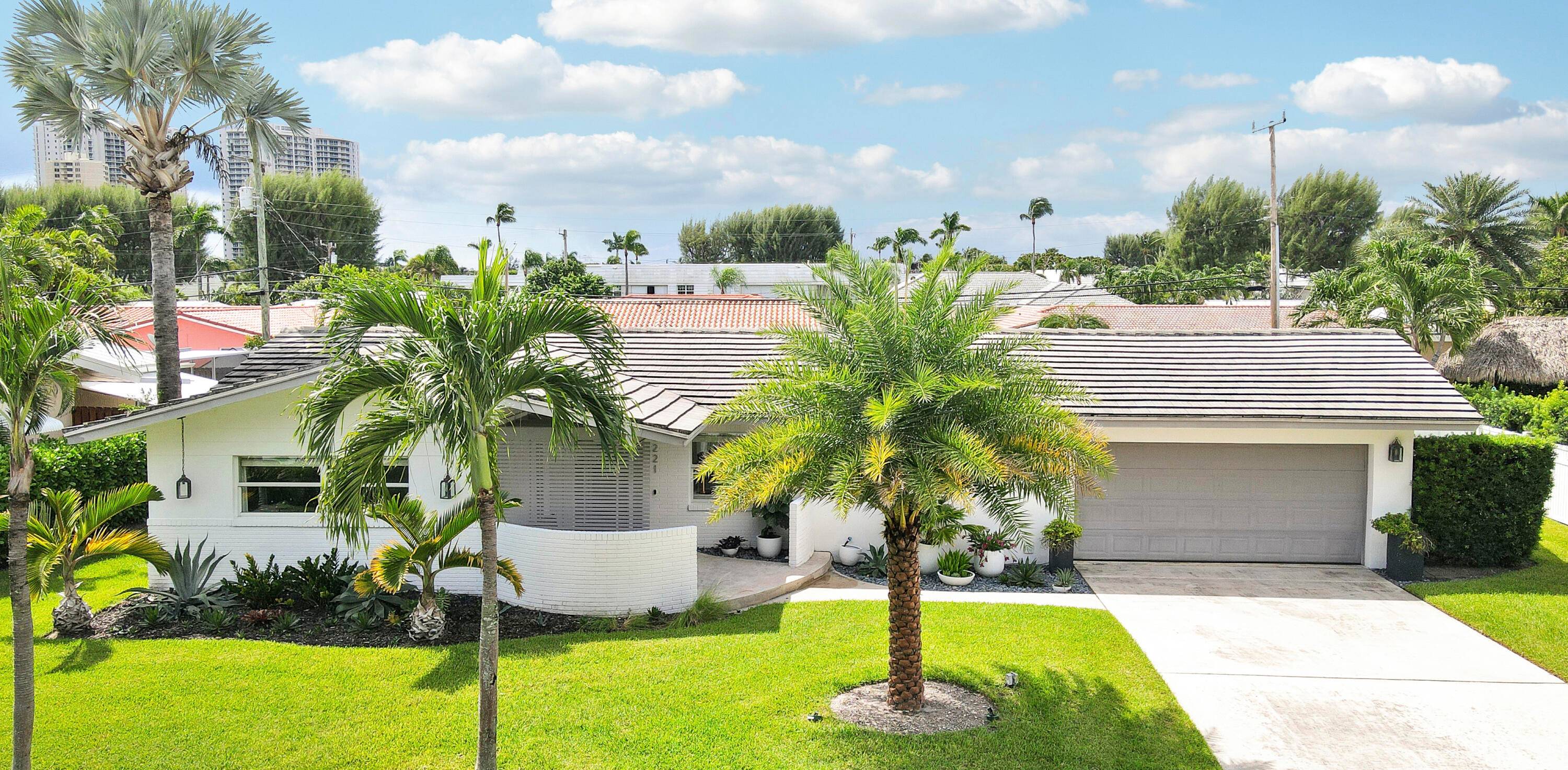 If you crave charm elegance, blended with style and functionality, your search is over ; 1221 Morse Blvd.
