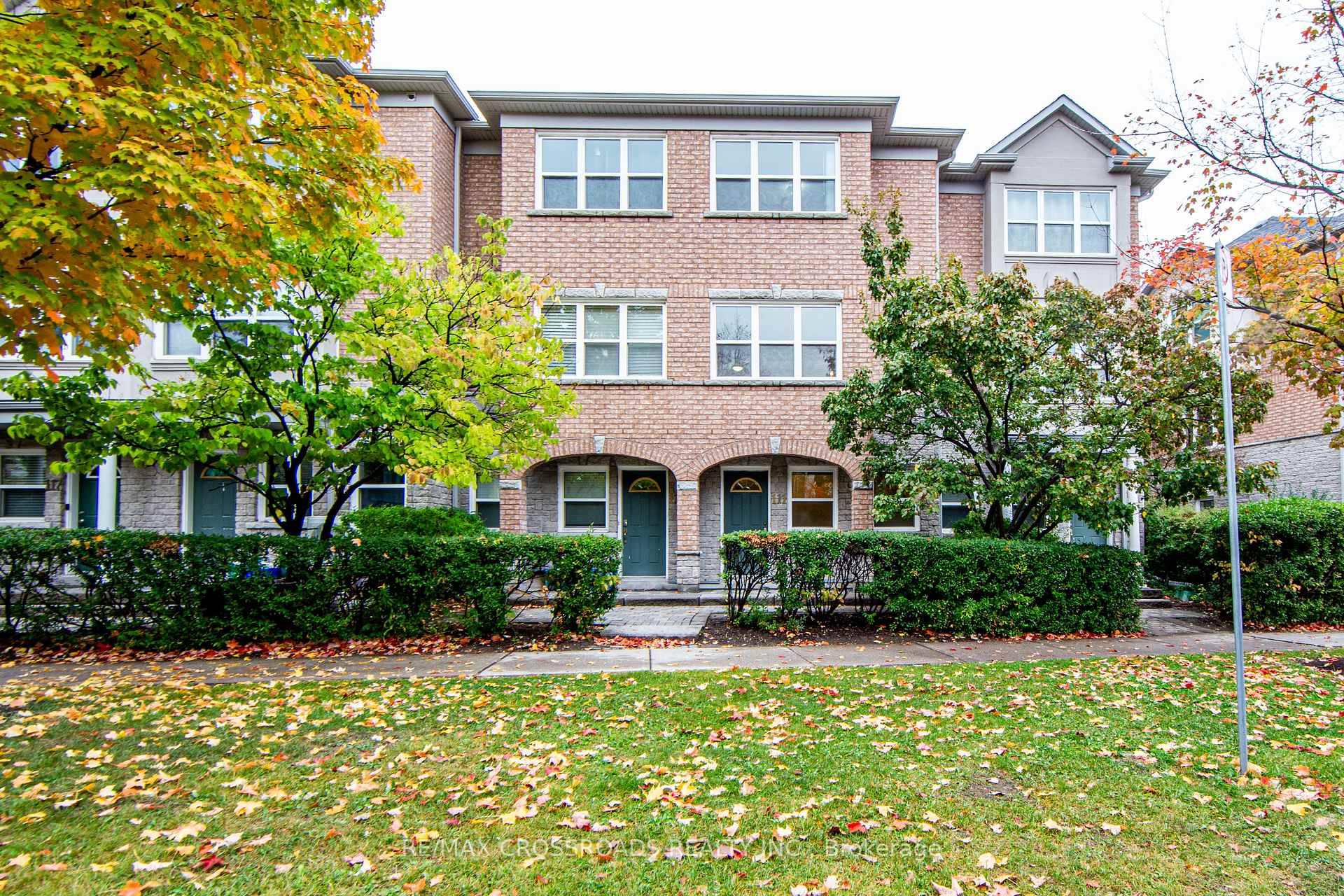Spacious and bright 3 storey condo townhouse in a highly sought after location, featuring 9 ft ceilings on the main floor, fresh paint throughout, and a large private balcony with ...