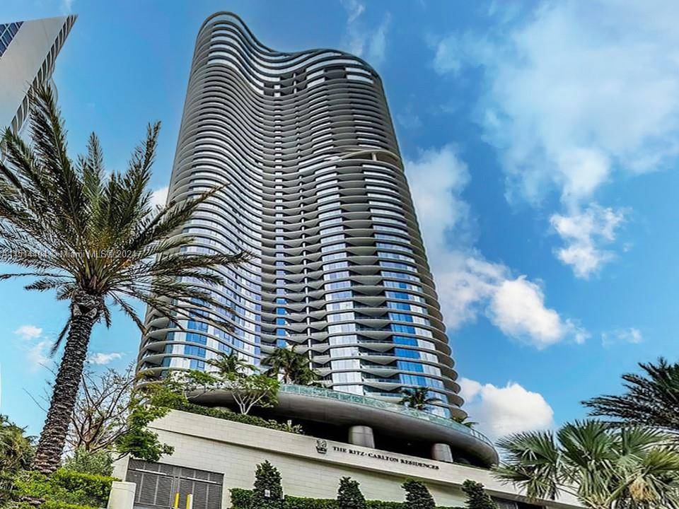 Magnificent corner unit 5 Star Ritz Carlton Residences in Sunny Isles.