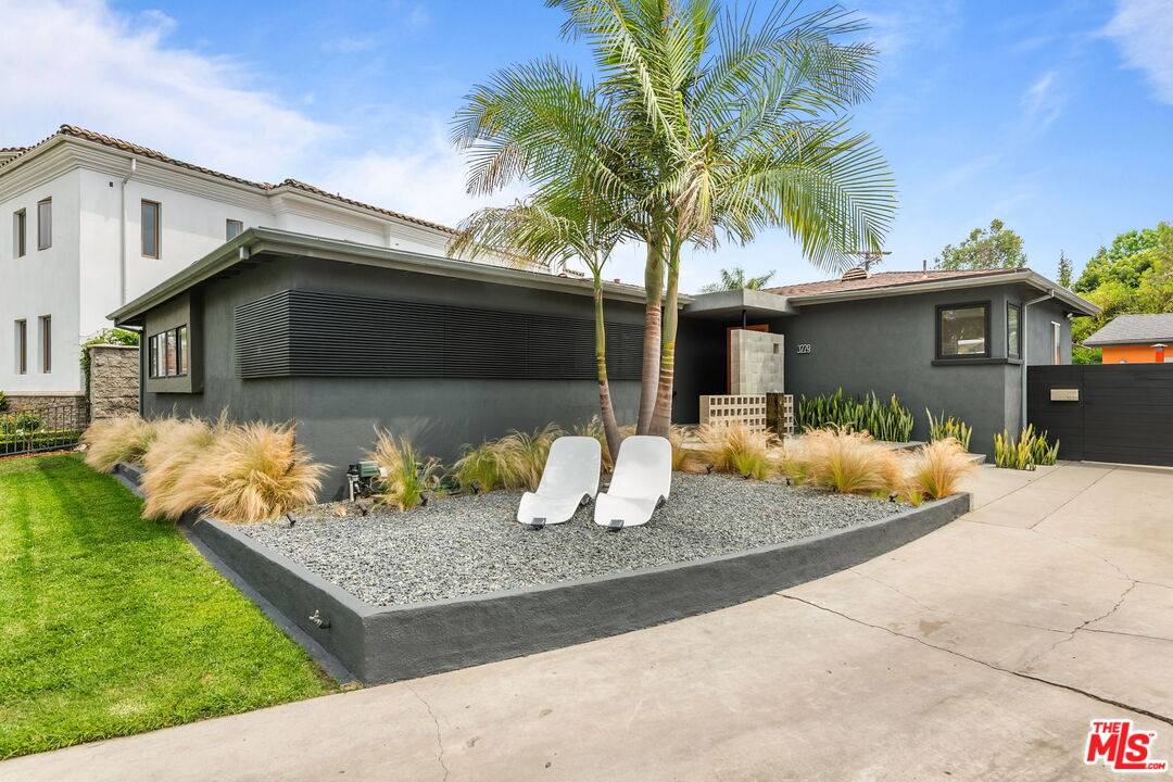 3229   Rosewood Ave 3BR Marina Del Rey La