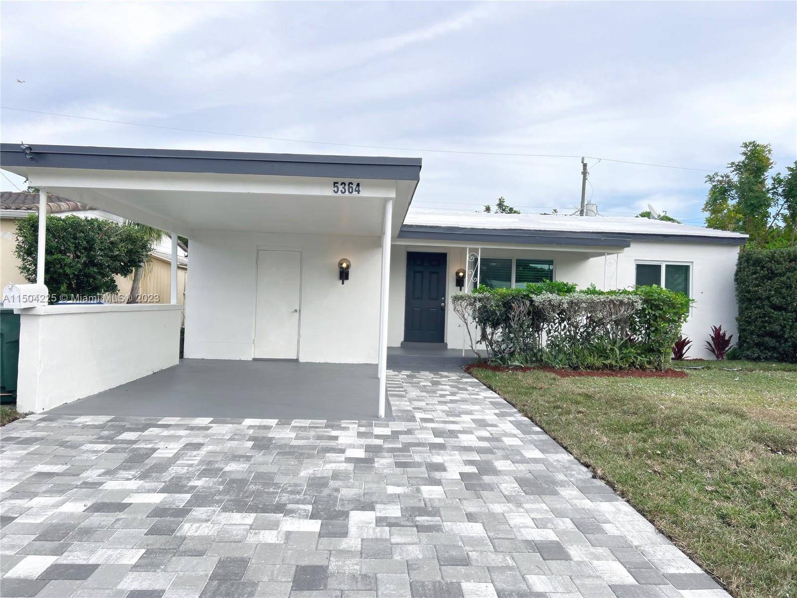 Beautifully Remodeled 3 Large Bedrooms and 2 Bathroom with a den that can be converted to 4th bedroom.