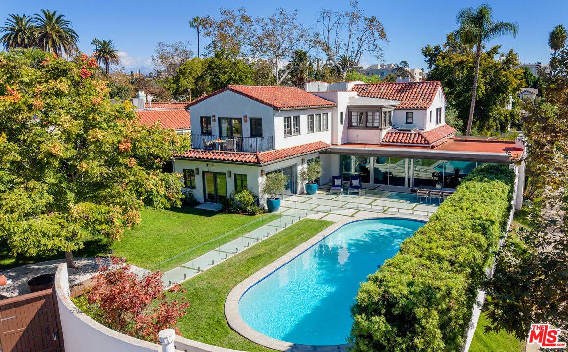 501  N Cahuenga Blvd 5BR Mid Wilshire La