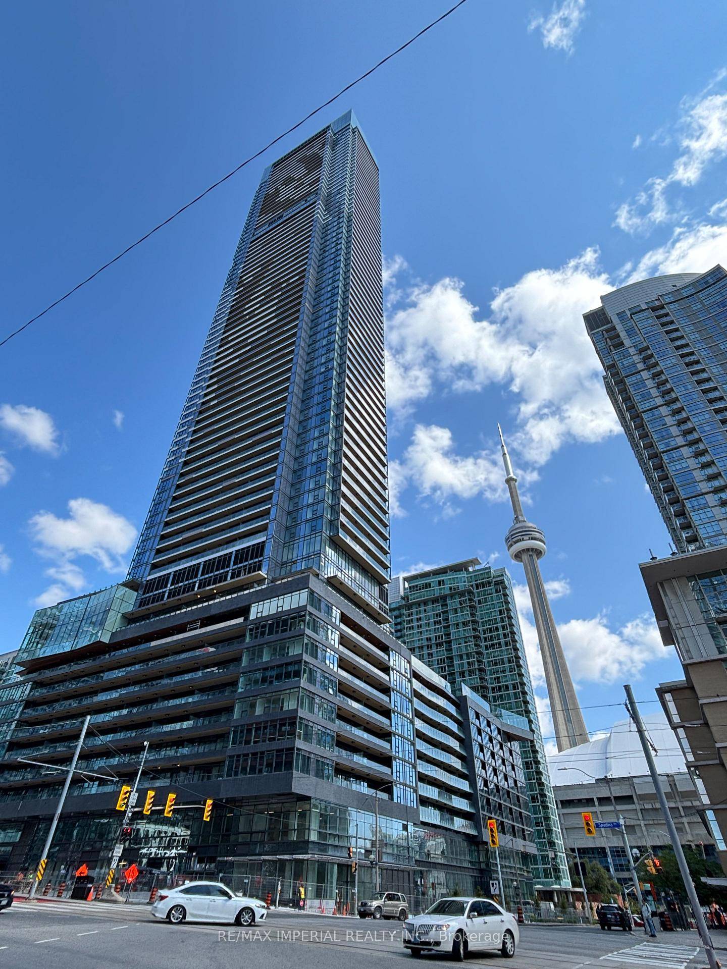 Brand New One Bedroom with spectacular city and lake views at Concord Canada House !