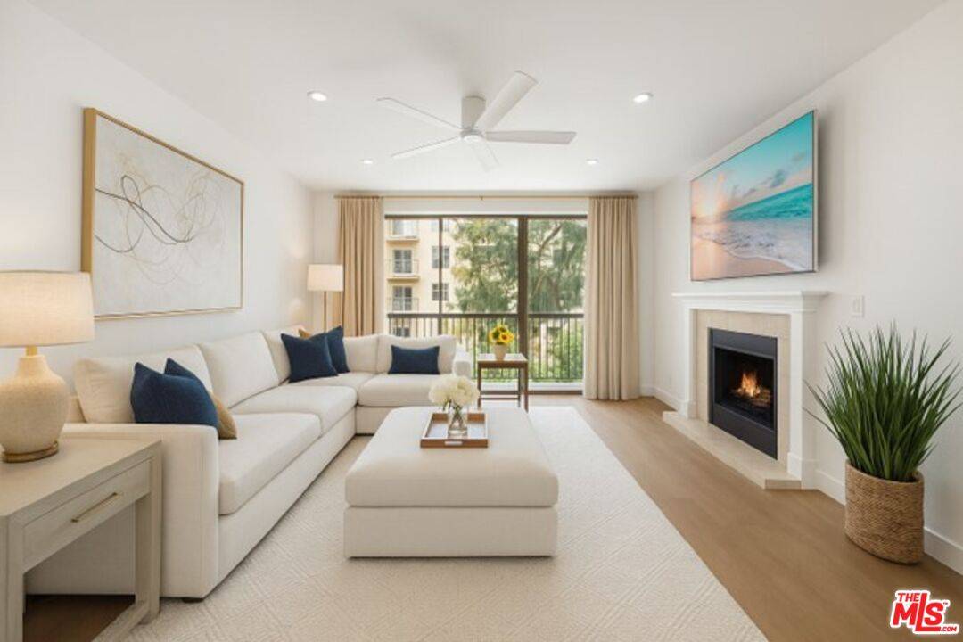 1520   Camden Ave 2BR Beverlywood La