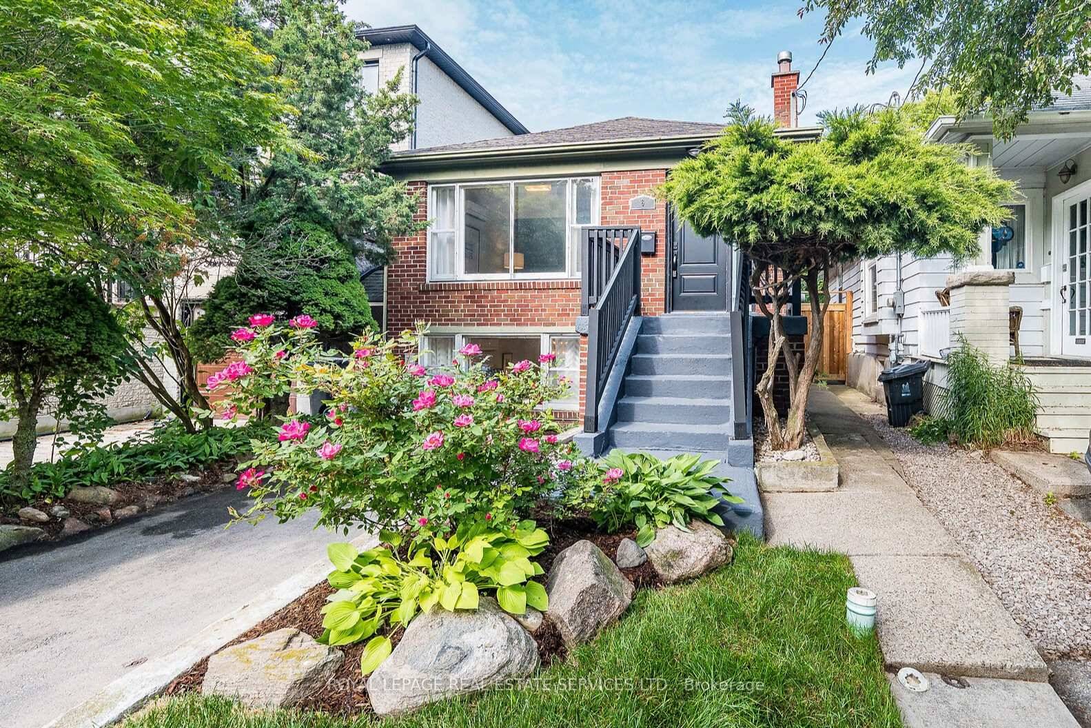 6 Twelfth Street a simply delightful home with income earning potential !