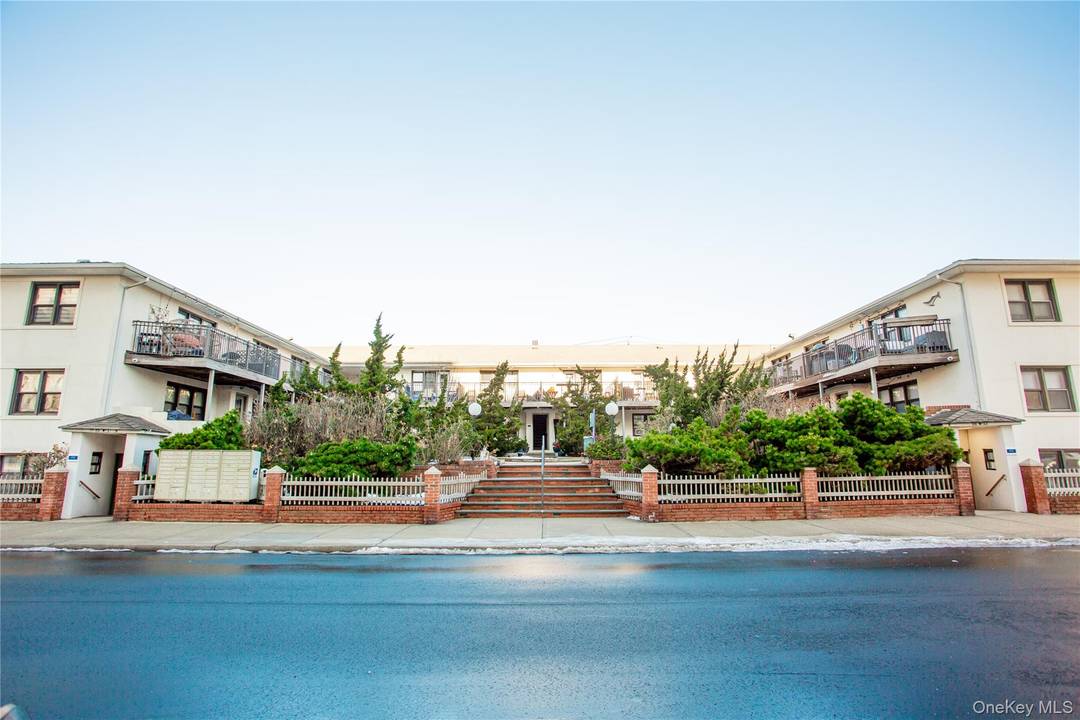 Summer Rental Memorial Day Labor Day.