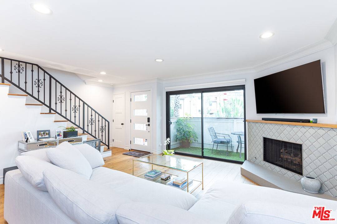 1625 Idaho Ave 2BR Santa Monica La