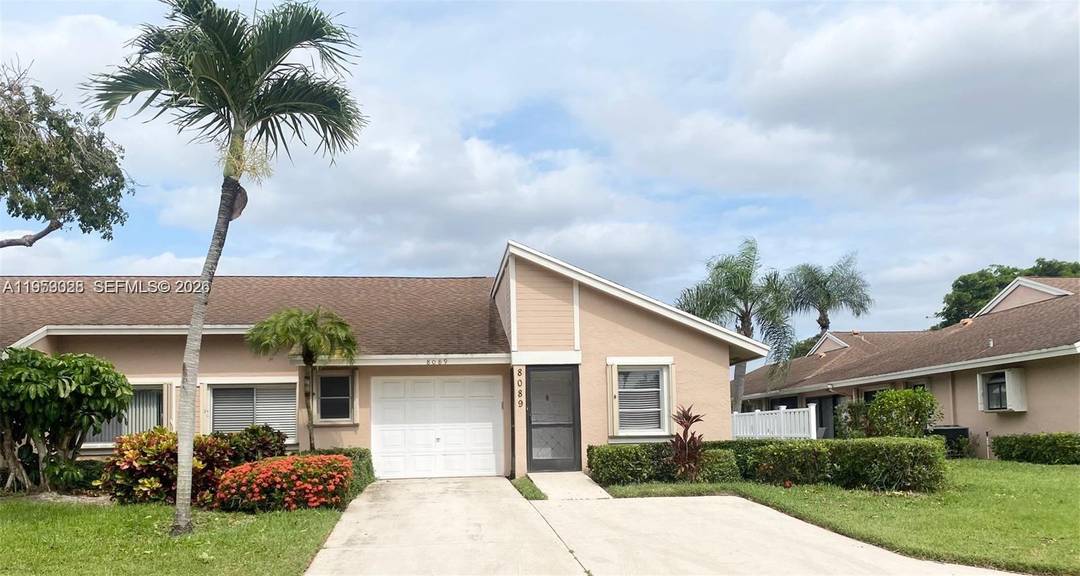 BEAUTIFUL 2BED 2BATH VILLA WITH GARAGE IN BOCA THIS CORNER UNIT IS UPDATED WITH STAINLESS STEEL APPLIANCES AND GRANITE COUNTERTOP THE VILLA HAS TILE FLOORS THROUGHOUT HURRICANE SHUTTERS THE PRIMARY ...
