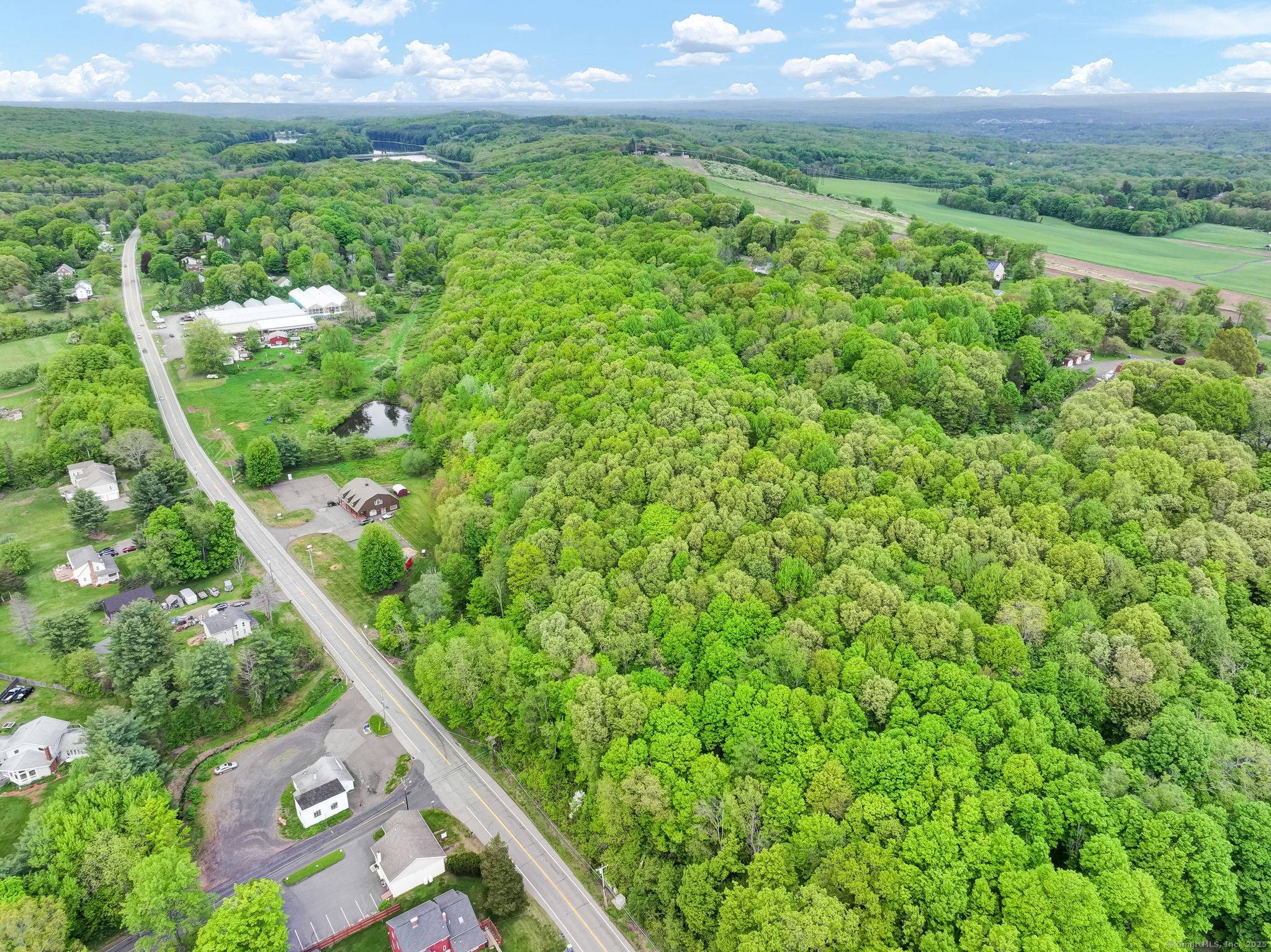 Prime Land Opportunity Baileyville Rd Route 147, Middlefield, CT Nestled in the heart of scenic Middlefield, this exceptional 7.