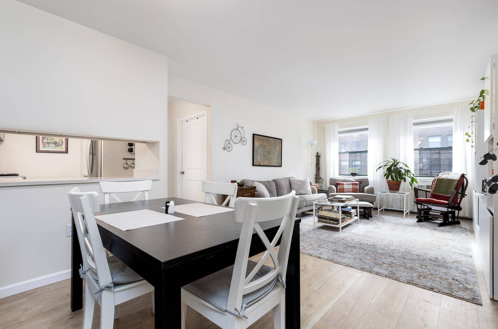 Experience the truly move in ready 405 at The Renaissance located at the crossroads of 116th Street and Lenox Avenue.