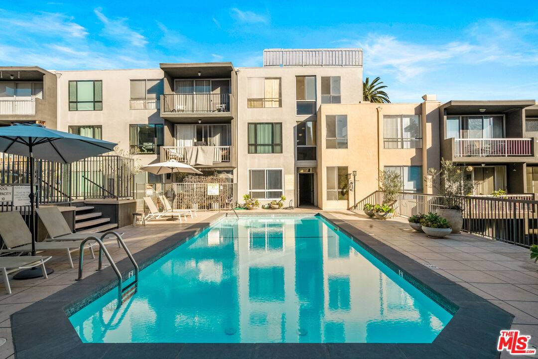 1745 Camino Palmero St 2BR Hollywood Hills East La