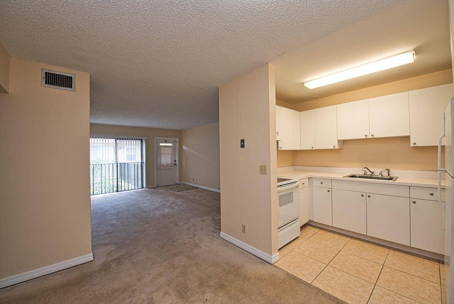 Excellent Investment Opportunity Tenant Occupied Condo in Coral Springs !