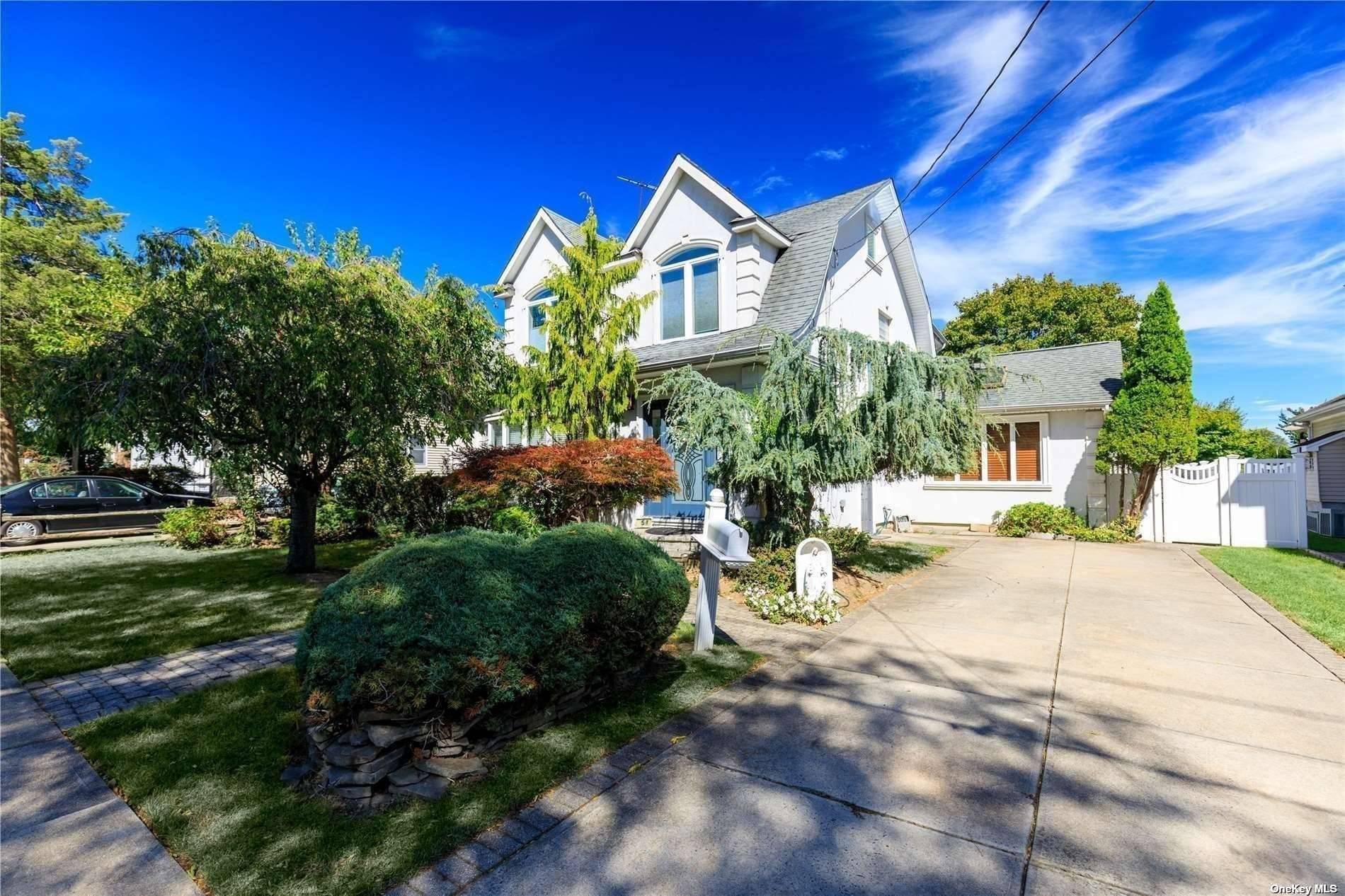 Welcome to this Lynbrook beauty in Lynbrook SD on a large piece of property.