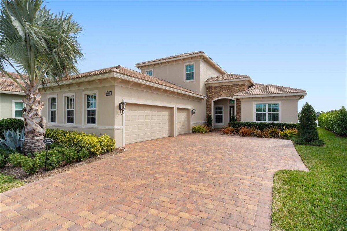 Better than new ! Available to rent now, this 4 BR 4.