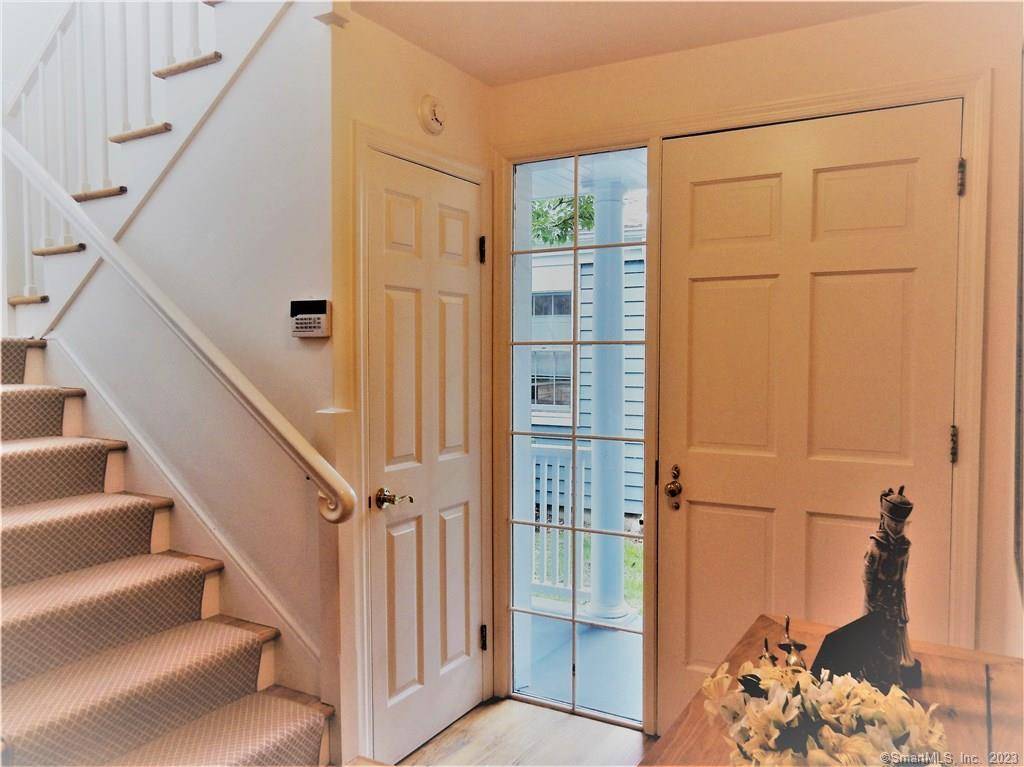 Location, location ! Desirable Indian River Green community only a short walk to the Metro North train station and the trendy Saugatuck area with fantastic restaurant options.