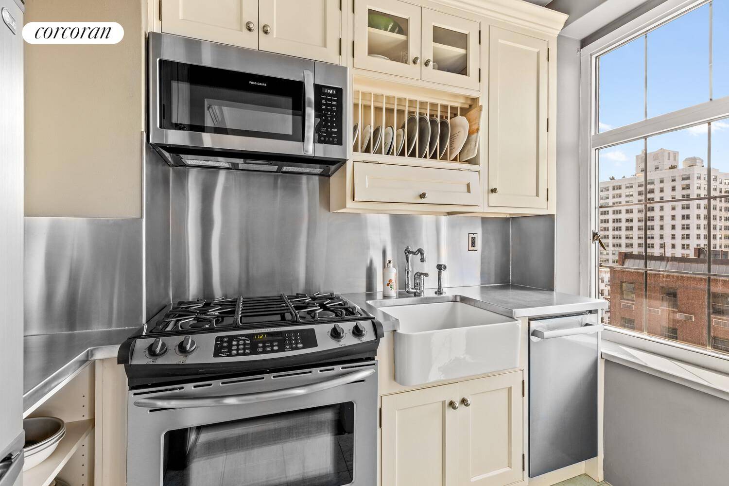 Studio 9G at London Terrace Towers is a thoughtfully designed alcove studio offering bright city views of the Freedom Tower and 1 Highline, classic prewar character, and modern comfort in ...
