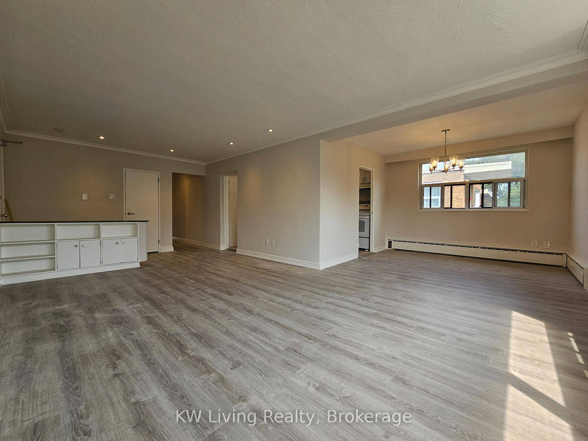 Extra Large Bright And Recently Updated 3 Bedroom Apartment And 2 Washrooms Located Within Walking Distance To Lawrence West Subway Station And Driving Distance To Highway 401 Allen Rd.
