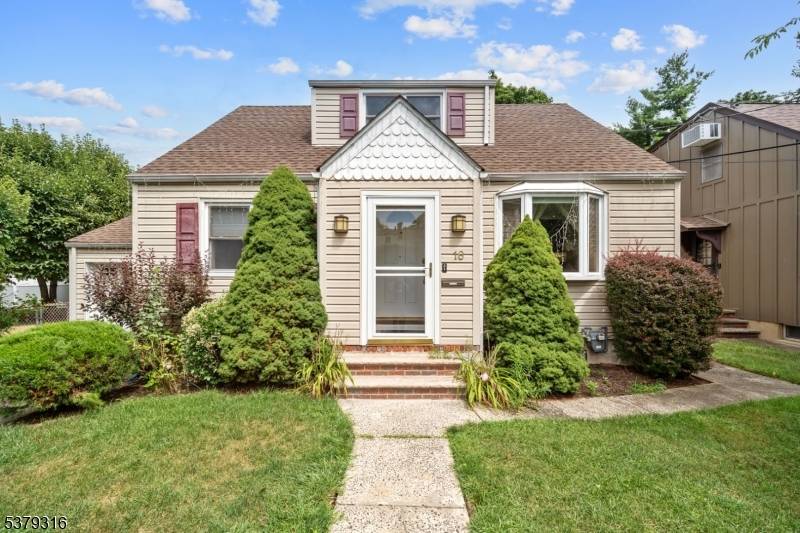 Tucked away on a quiet, private street, this beautifully expanded Cape offers space, comfort, and unbeatable convenience just minutes from NYC transportation, major highways, top rated schools, local shops, and ...
