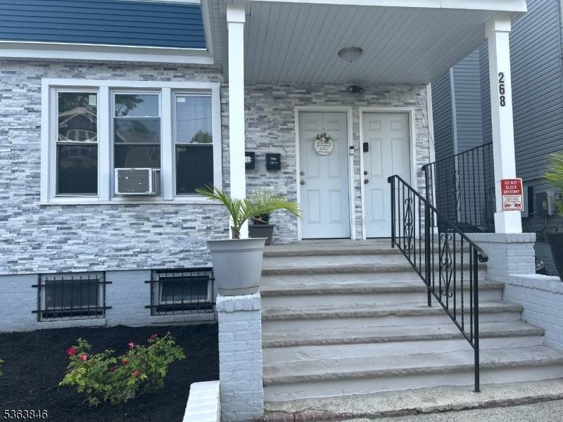 Discover the perfect blend of space, comfort and convenience just minutes from Beth Israel Hospital.