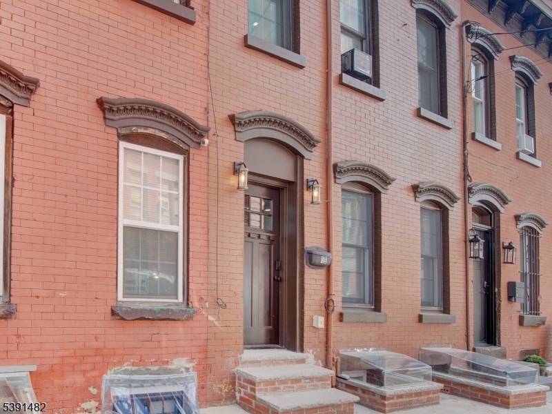 Welcome to this beautifully updated 3 bedroom, 2.