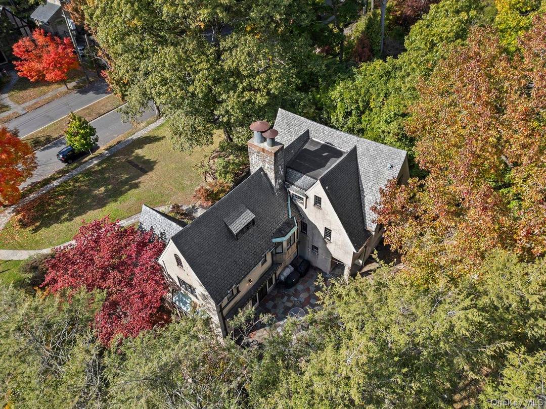 FIELDSTON HISTORIC DISTRICT Newly restored and renovated, Grand amp ; Classic 7 Bedroom Medieval Revival Style Stucco amp ; Stone Home, built in 1929.