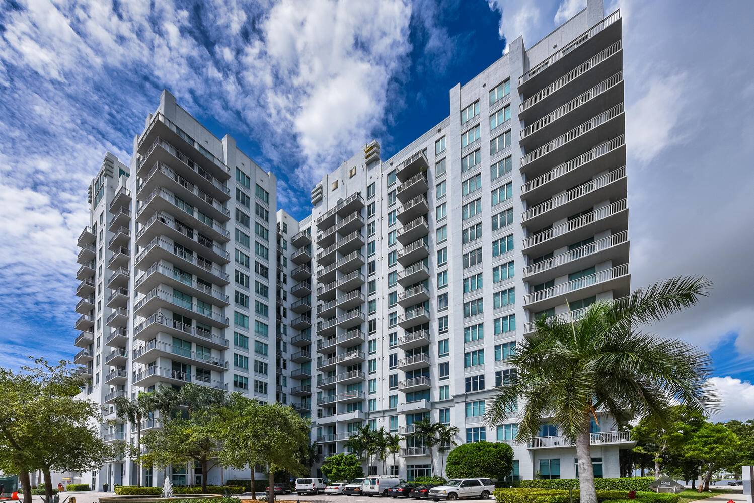 RARELY available TURNKEY GEM !