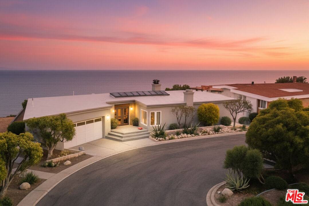 18244   Coastline Dr 3BR Malibu La