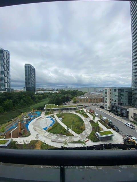 In close proximity to RioCan Colossus Centre of Woodbridge, Vaughan Metropolitan Centre, York University, 7 400 Power Centre, YMCA at The David Braley Vaughan Centre, Cortellucci Square, Vaughan Mills, and ...