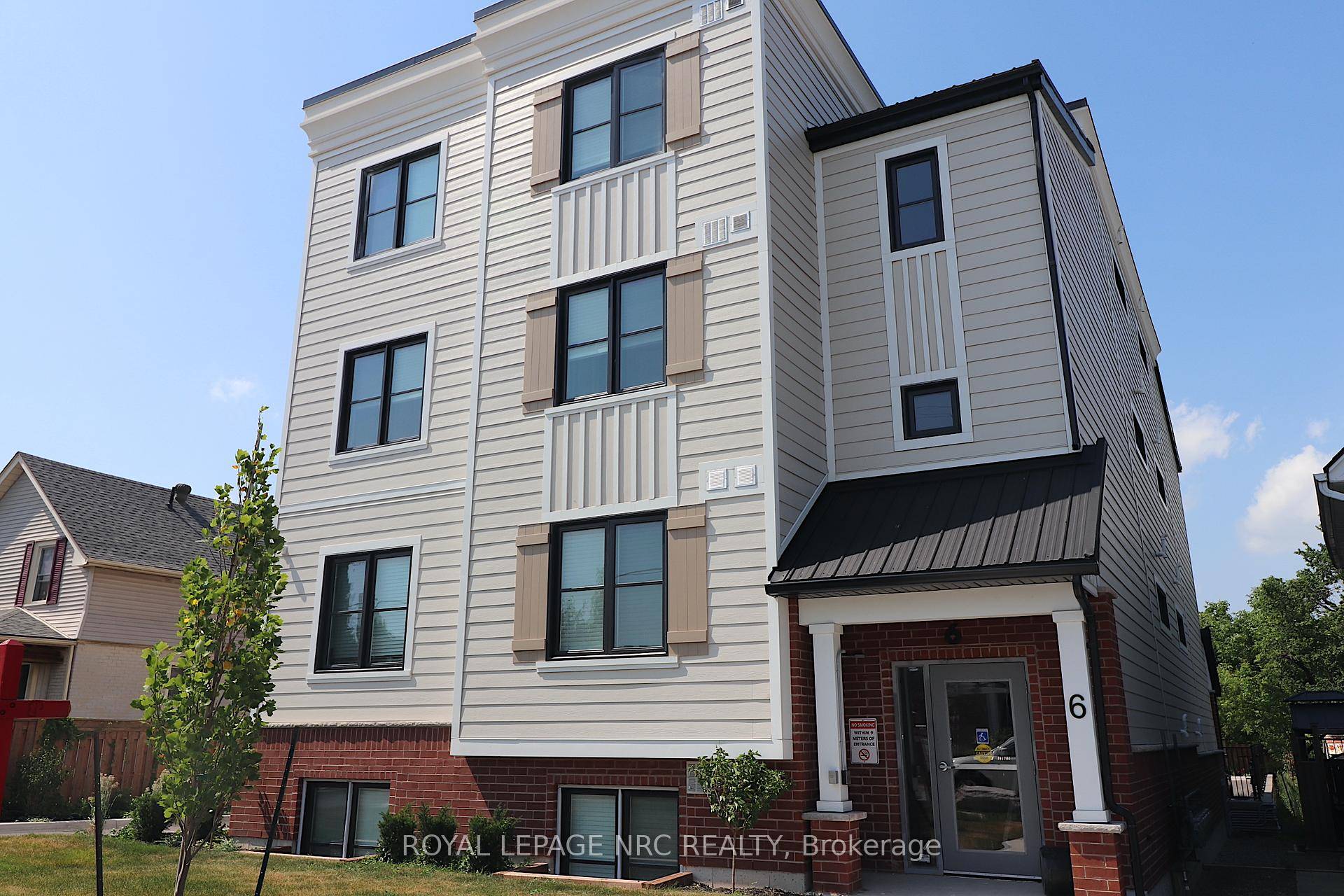 Welcome to 6 Ann Street Unit 5 !