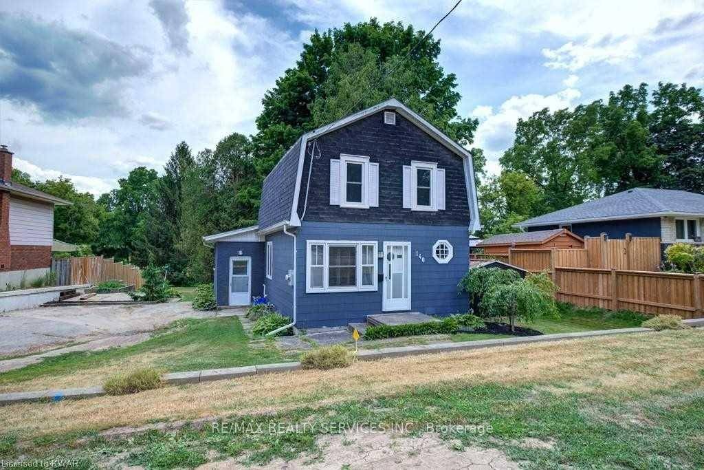 Welcome to your dream home, perfectly nestled in a sought after location backing onto the peaceful and picturesque Victoria Park.