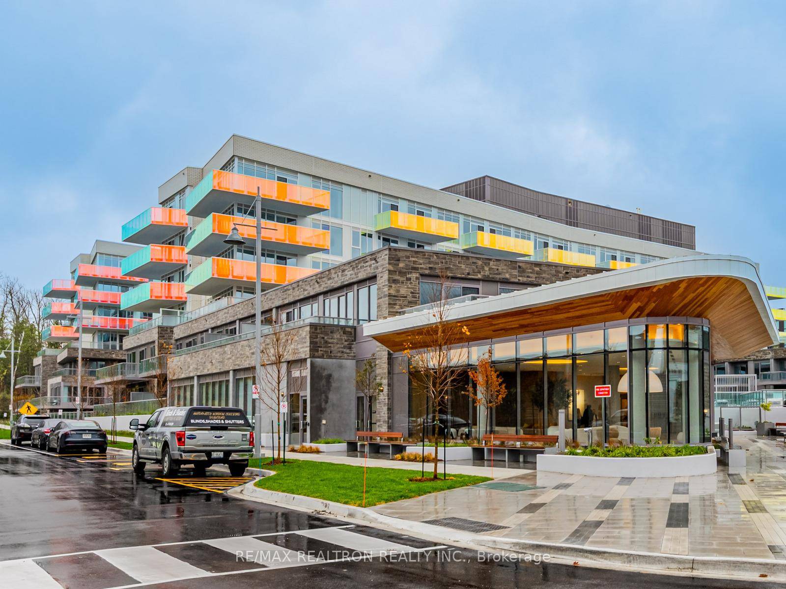 Accessible Ground Floor 1 Bedroom at Sunseeker Modern Comfort Meets Resort Living !