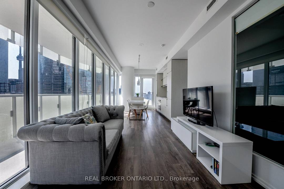 3 Bedroom Fully Furnished Unit At Massey Tower Featuring With Very Functional Layout !