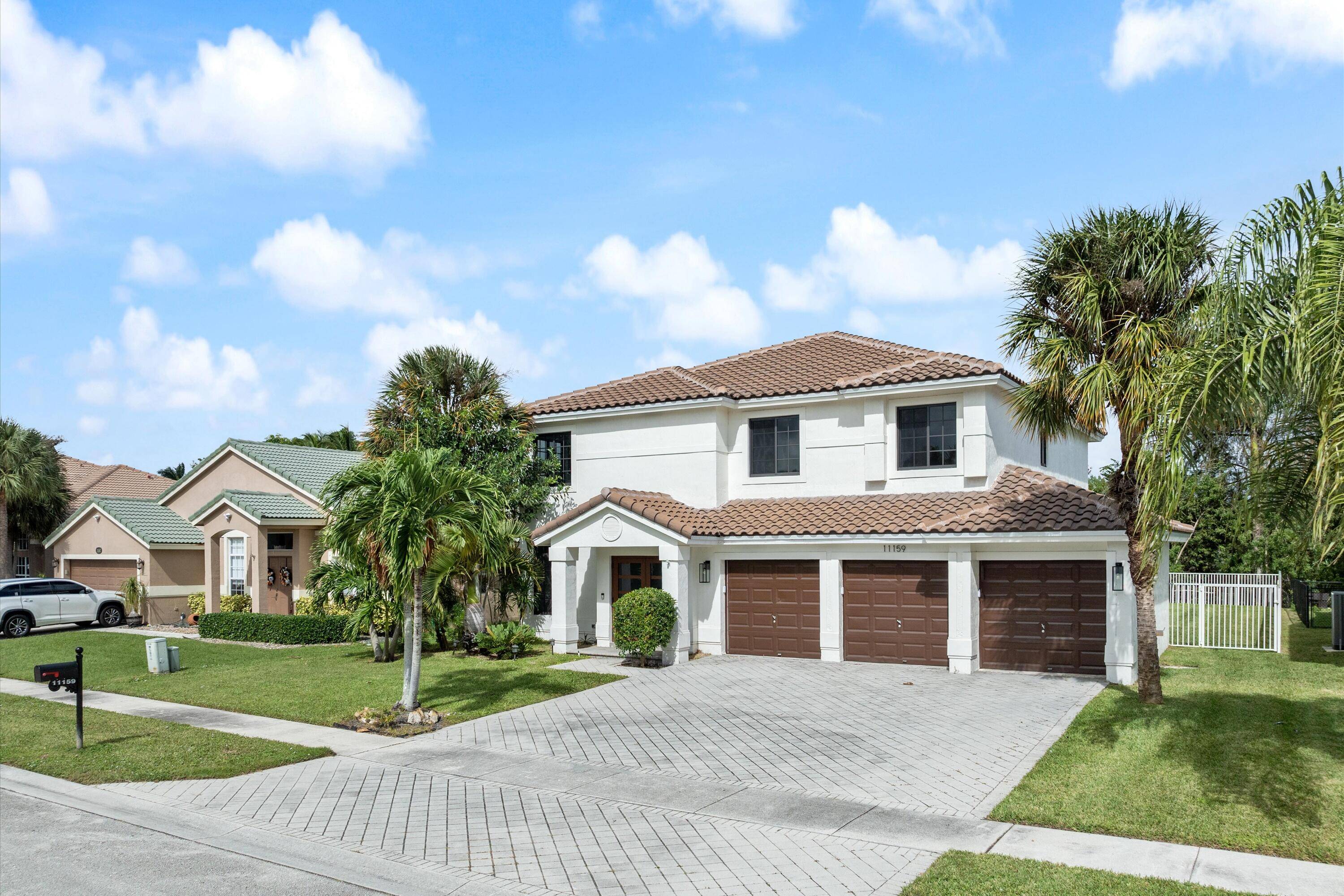 Stunning, Fully Renovated Home with Modern Upgrades in Wellington's Prestigious Community Welcome to 11159 Nantucket Bay Court, a beautifully updated home located in one of Wellington's most sought after neighborhoods.