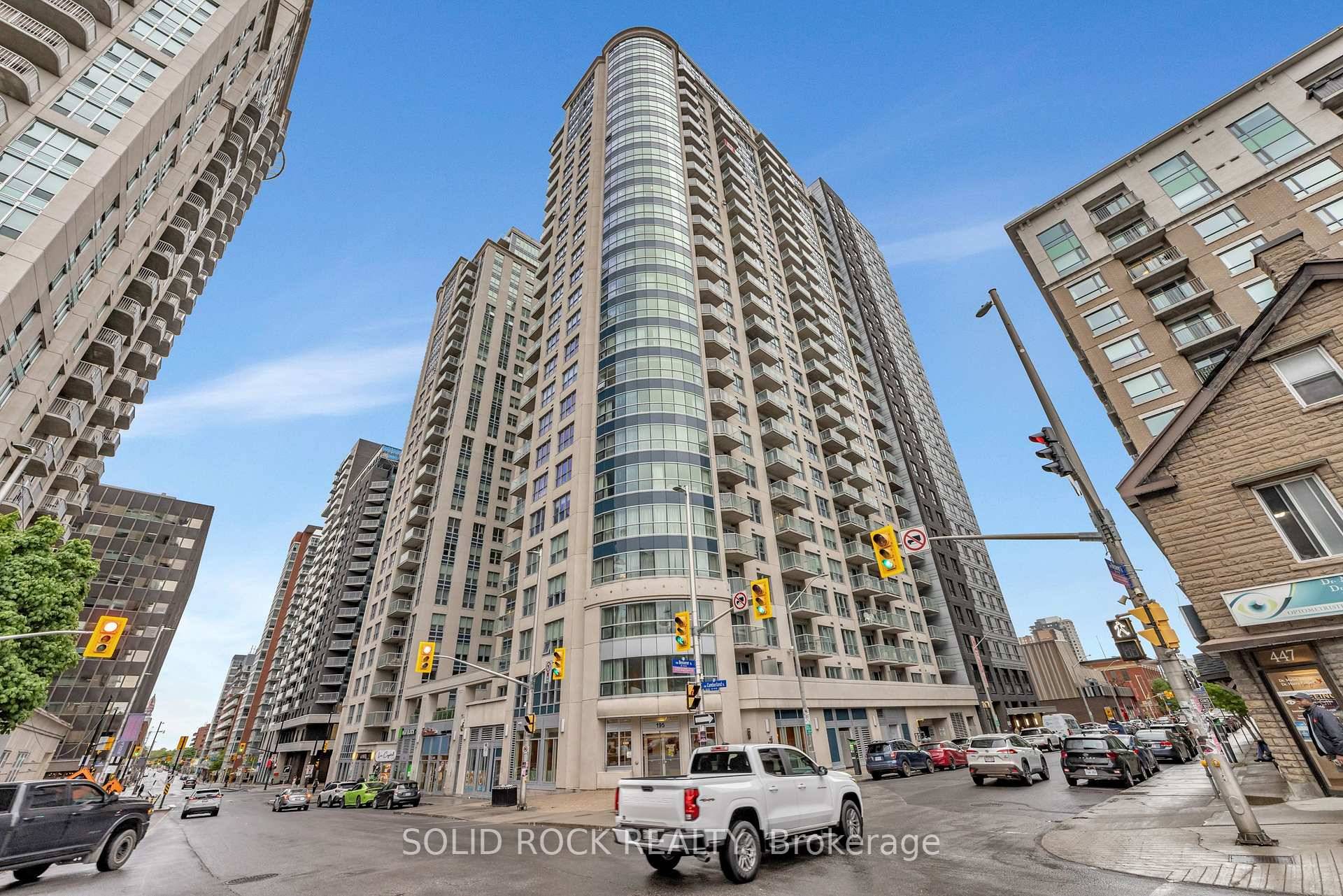 Discover the best of downtown living !