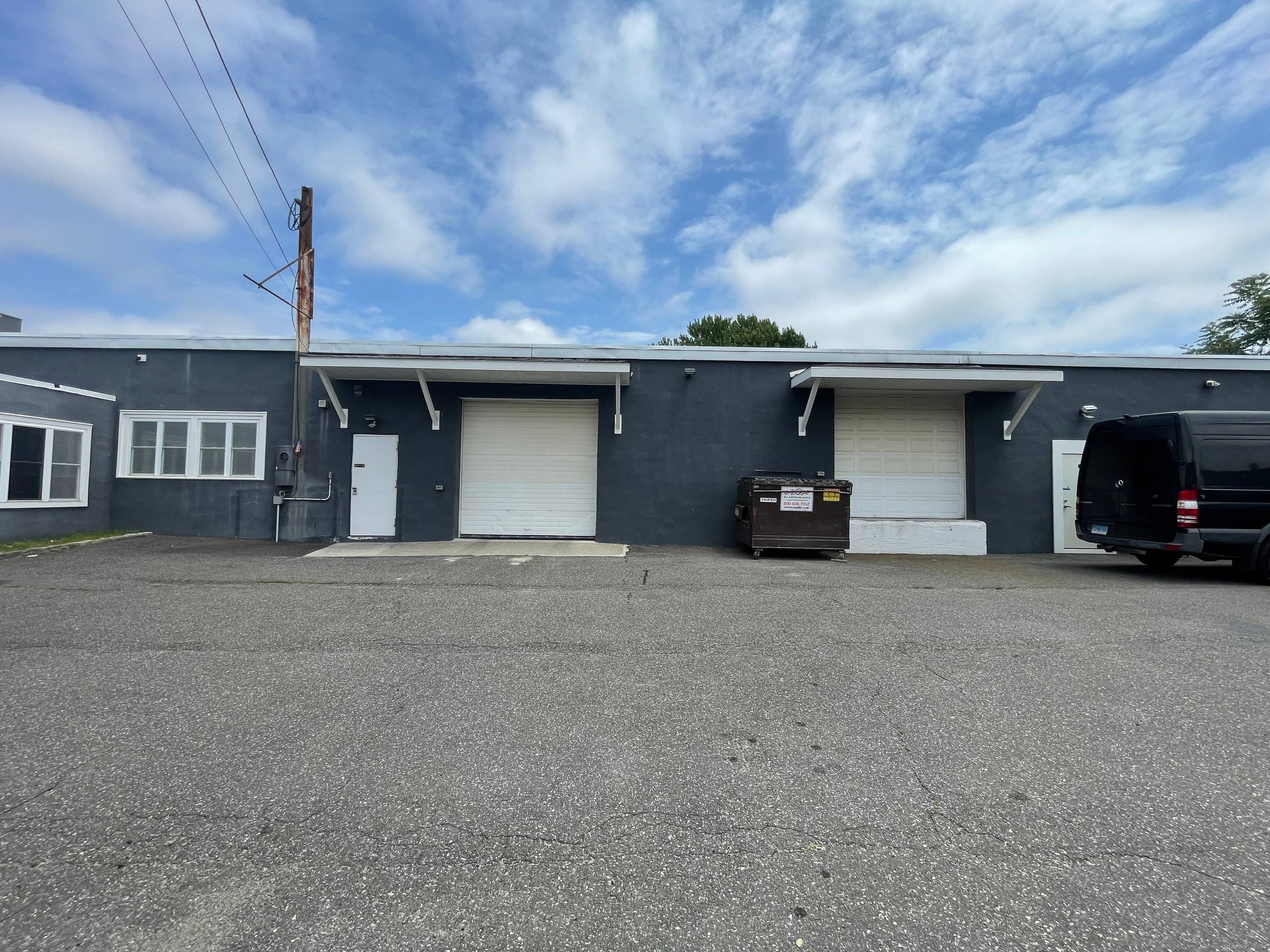 Located at 1318 Kossuth St, Bridgeport, CT, this exceptionally clean and updated 13, 248 sq.
