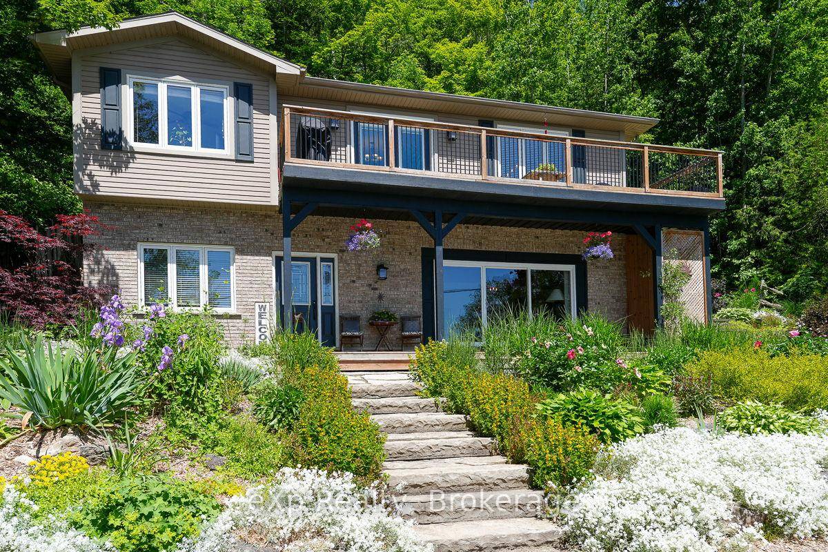 This outstanding waterfront home on Colpoys Bay offers a year round, 5 bedroom, 3 bath family haven in a natural setting.
